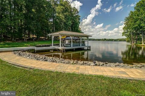 278 Eveland Dr, Bumpass, VA 23024 photo 5