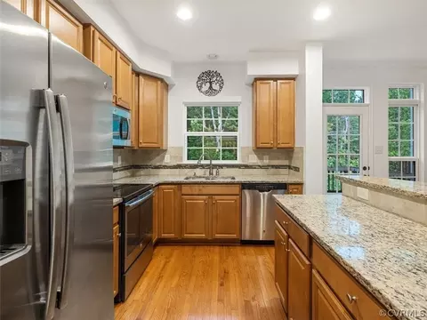 409 Creekwillow Dr, Midlothian, VA 23113 photo 7