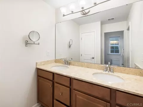 409 Creekwillow Dr, Midlothian, VA 23113 photo 16