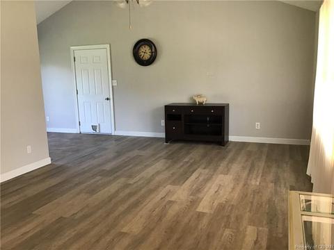 10294 Woods Cross Rd, Gloucester, VA 23061 photo 12