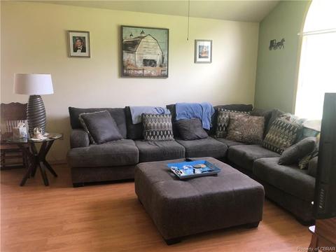 159 Stoneham St, Saluda, VA 23149 photo 5