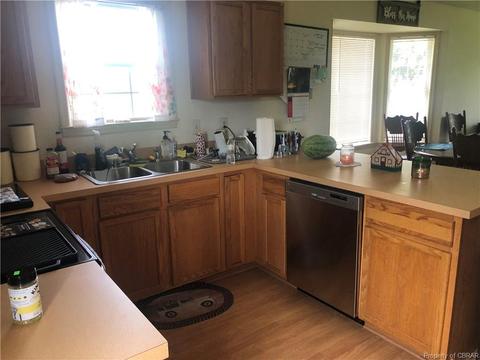 159 Stoneham St, Saluda, VA 23149 photo 12