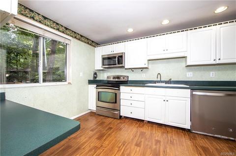 13213 Gate Post Ct, Midlothian, VA 23112 photo 3