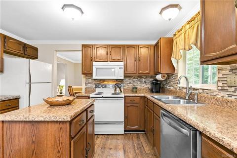 1124 Oldbury Rd, Midlothian, VA 23113 photo 14