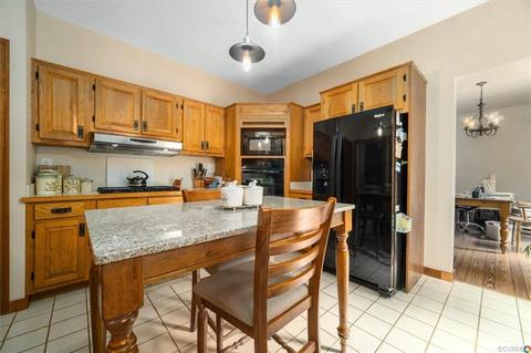 7880 Beaver Dr, Gloucester, VA 23061 photo 14