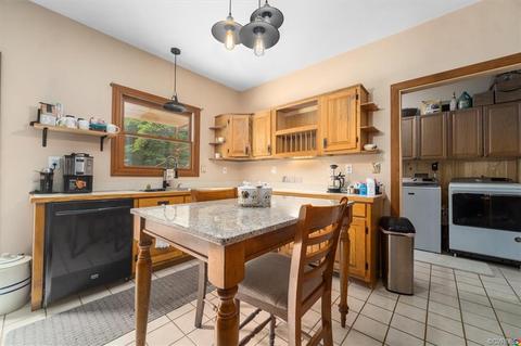7880 Beaver Dr, Gloucester, VA 23061 photo 12