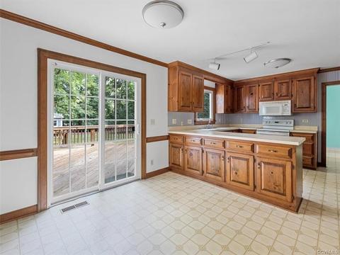 2930 Glendower Cir, Midlothian, VA 23113 photo 10
