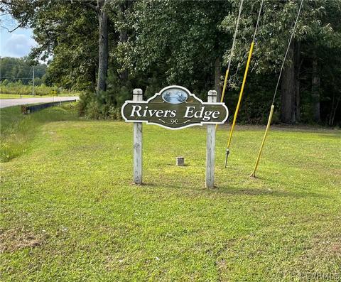 000 Buxton St, North Prince George, VA 23860