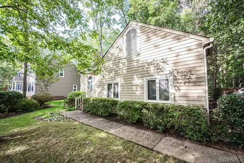 330 Rossmere Dr, Midlothian, VA 23114 photo 3