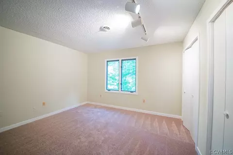 330 Rossmere Dr, Midlothian, VA 23114 photo 17