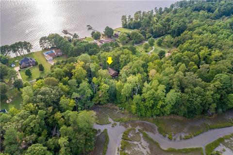 5545 York Haven Ln, Gloucester, VA 23061 photo 2