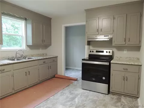 12212 Spiceley Rd, Ford, VA 23850 photo 9
