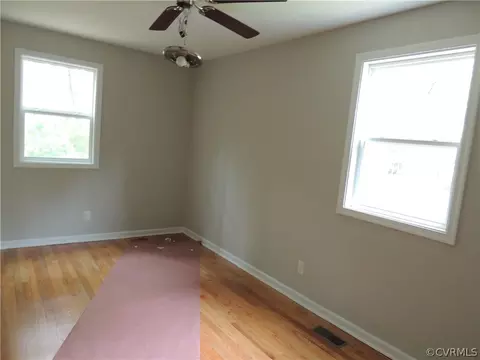 12212 Spiceley Rd, Ford, VA 23850 photo 10