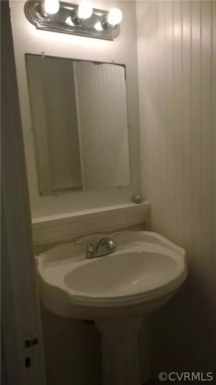 800 W Clay St, Richmond, VA 23220 photo 14