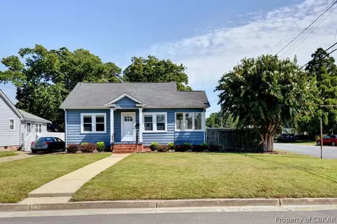 300 Brightwood Ave, Hampton, VA 23661 photo 1