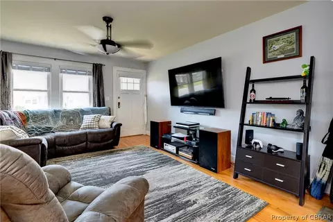 300 Brightwood Ave, Hampton, VA 23661 photo 5