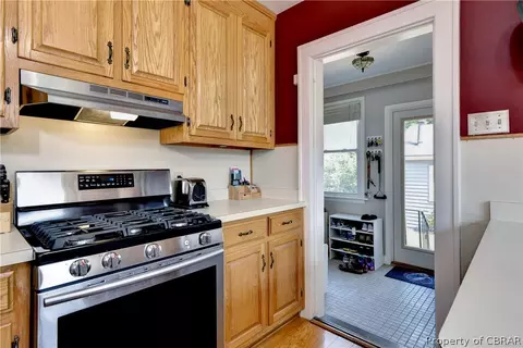 300 Brightwood Ave, Hampton, VA 23661 photo 11