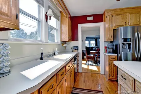 300 Brightwood Ave, Hampton, VA 23661 photo 9