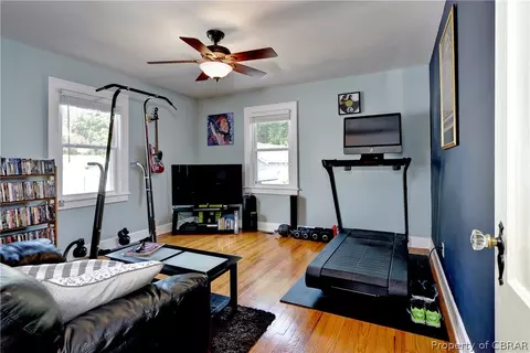 300 Brightwood Ave, Hampton, VA 23661 photo 14