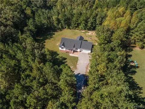 20440 Horseshoe Rd, Carson, VA 23830 photo 3