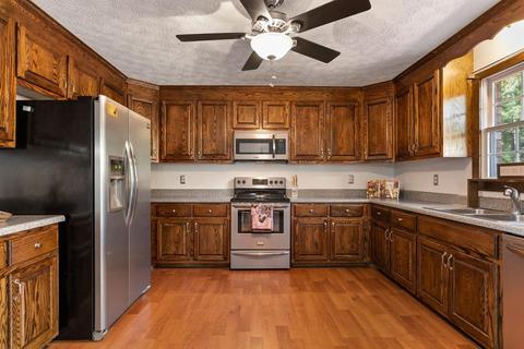 23310 Ridley Rd, Carson, VA 23830 photo 12