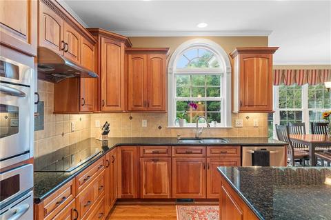 16024 Pine Vale Pl, Midlothian, VA 23113 photo 9
