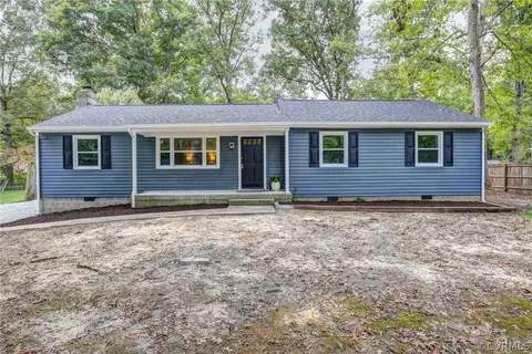 11213 Forestwind Dr, Midlothian, VA 23112 photo 1