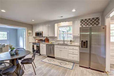 11213 Forestwind Dr, Midlothian, VA 23112 photo 9