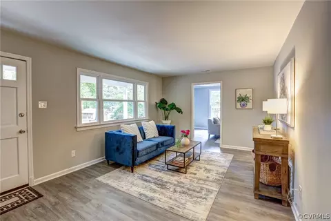 11213 Forestwind Dr, Midlothian, VA 23112 photo 3