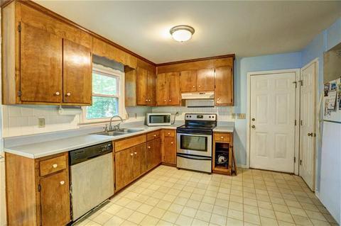 5604 Standing Oak Rd, Midlothian, VA 23112 photo 8