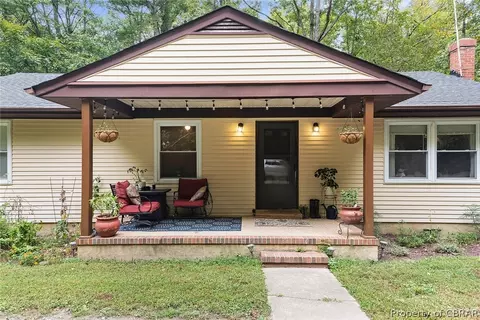 5519 Howard Ln, Gloucester, VA 23061 photo 2