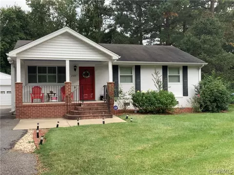 2405 Crumpton Dr, Richmond, VA 23224 photo 1