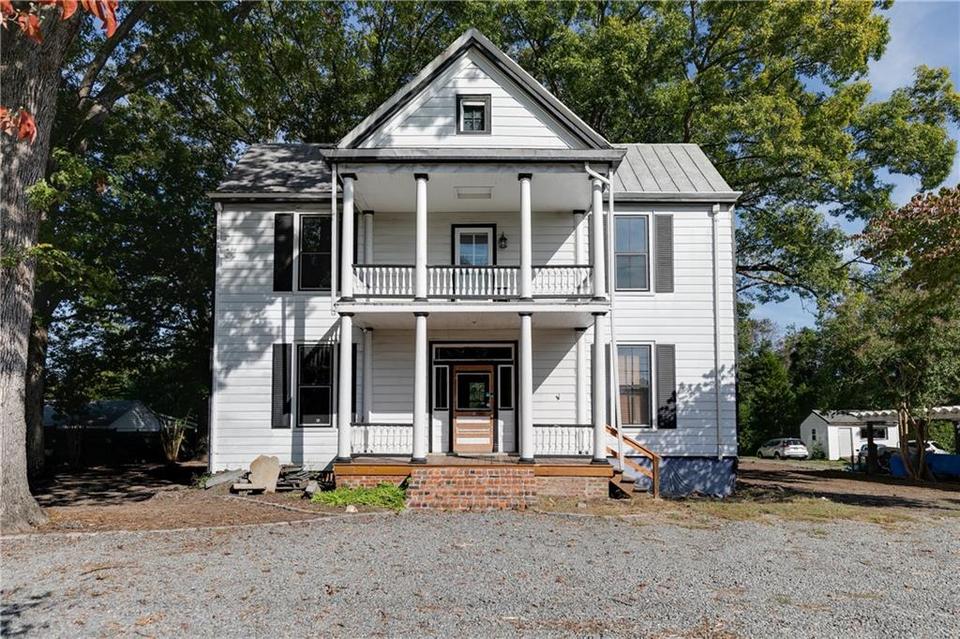 2314 Hilliard Rd, Henrico, VA 23228 36 Photos MLS 2131364 Movoto