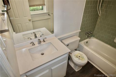 7470 Matoaka Ave, Gloucester Point, VA 23062 photo 14