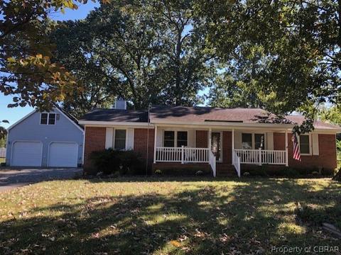 7470 Matoaka Ave, Gloucester Point, VA 23062 photo 1