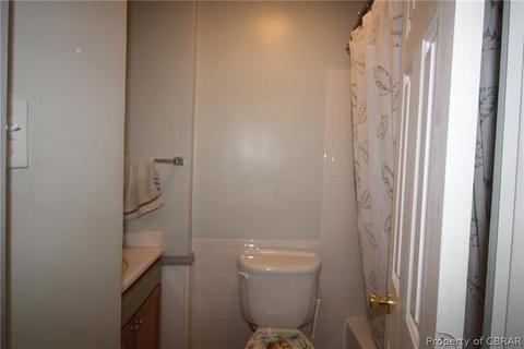 7470 Matoaka Ave, Gloucester Point, VA 23062 photo 10
