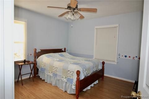 7470 Matoaka Ave, Gloucester Point, VA 23062 photo 12