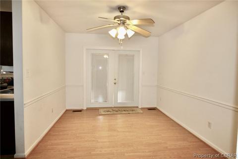 7470 Matoaka Ave, Gloucester Point, VA 23062 photo 3