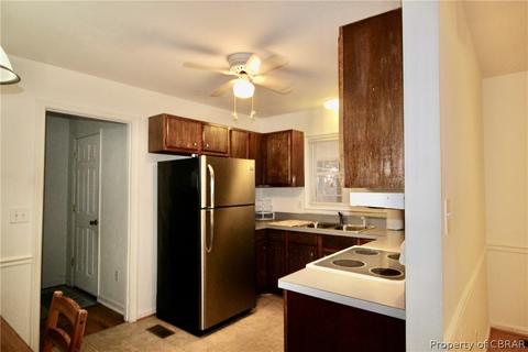 7470 Matoaka Ave, Gloucester Point, VA 23062 photo 6