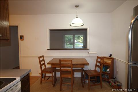 7470 Matoaka Ave, Gloucester Point, VA 23062 photo 7