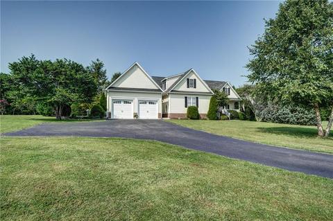 186 Gates Pointe Dr, Rice, VA 23966 photo 3