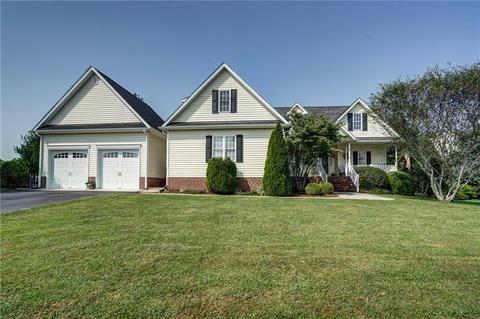 186 Gates Pointe Dr, Rice, VA 23966 photo 1