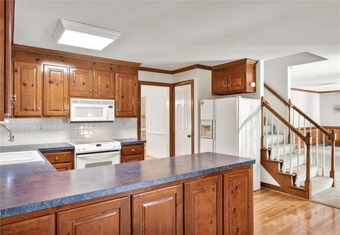 2120 Normandstone Dr, Midlothian, VA 23113 photo 11