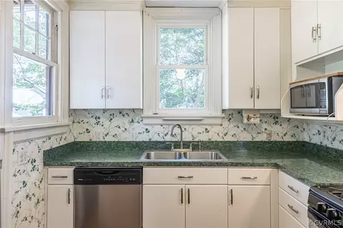 3852 Brook Rd, Richmond, VA 23227 photo 13