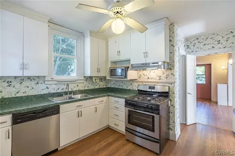 3852 Brook Rd, Richmond, VA 23227 photo 11