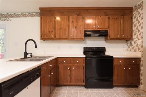 8218 Ferdinand Ln, Midlothian, VA 23112 photo 10