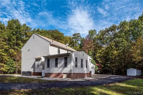 764 Dorrell Rd, Aylett, VA 23009 photo 3