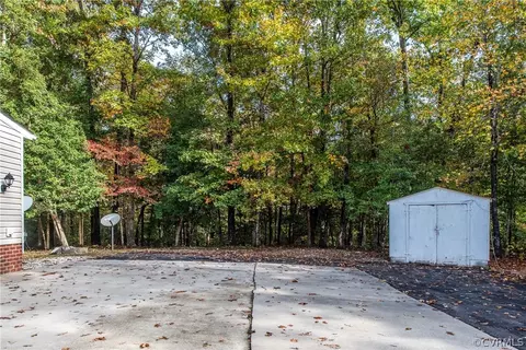 764 Dorrell Rd, Aylett, VA 23009 photo 12