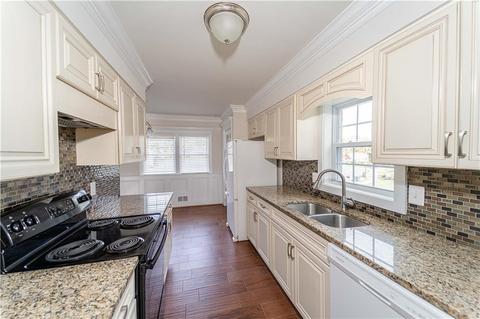 8893 Grant Ave, Manassas, VA 20110 photo 14