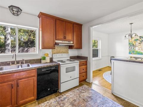 1000 Warminster Dr, Midlothian, VA 23113 photo 9